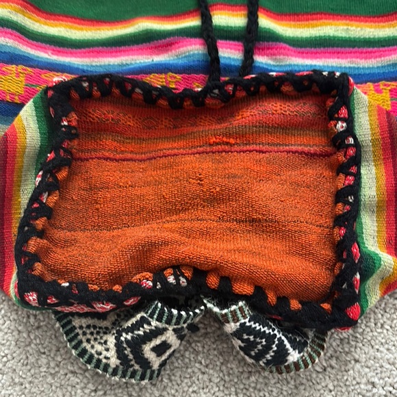Genuine Peruvian made backpack - Picture 2 of 3
